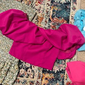 DOBE Pink off the shoulder crop top!! Worn only once and it is a size medium.
